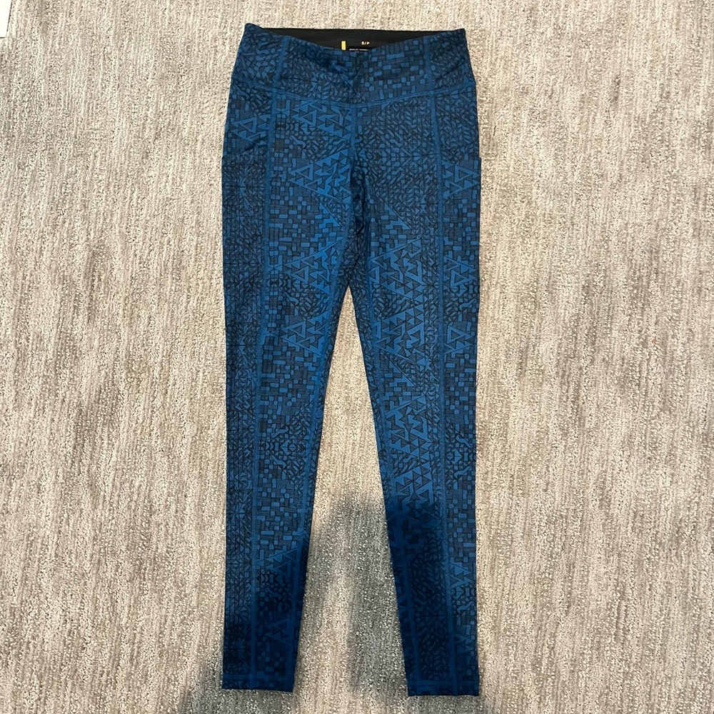 Lucy Activewear NWOT Leggings sz s